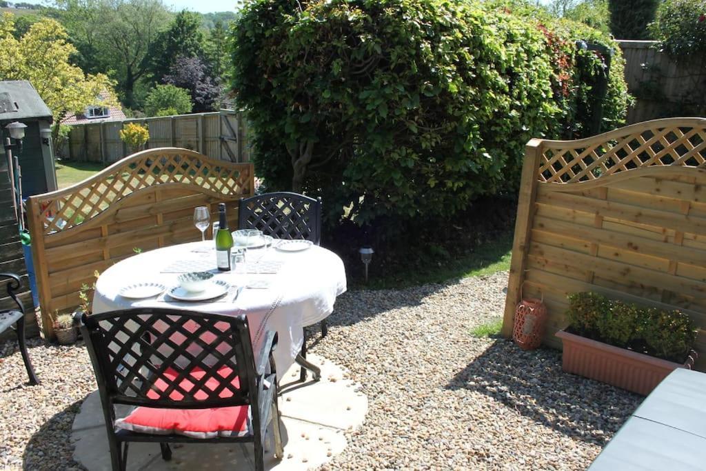 Hideaway Between Coast And Moors In A Beautiful Village Apartment Sleights Экстерьер фото