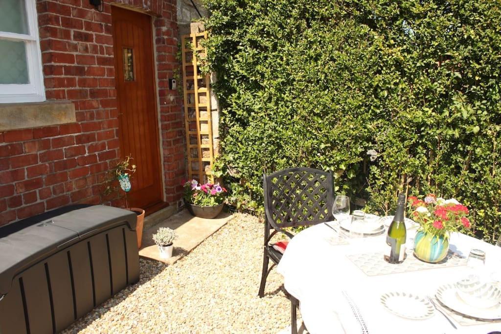 Hideaway Between Coast And Moors In A Beautiful Village Apartment Sleights Экстерьер фото